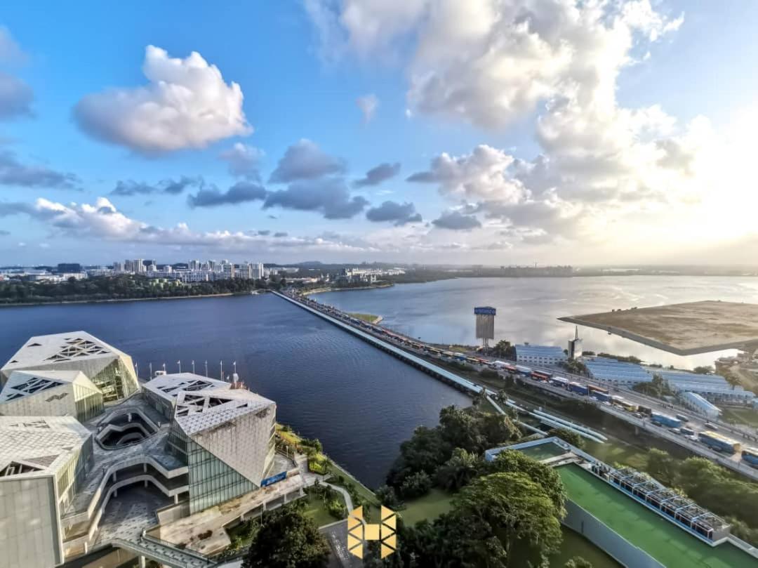 R&F Princess Cove Ciq Premium Sea & City View Suites By Neo Johor Bahru Esterno foto