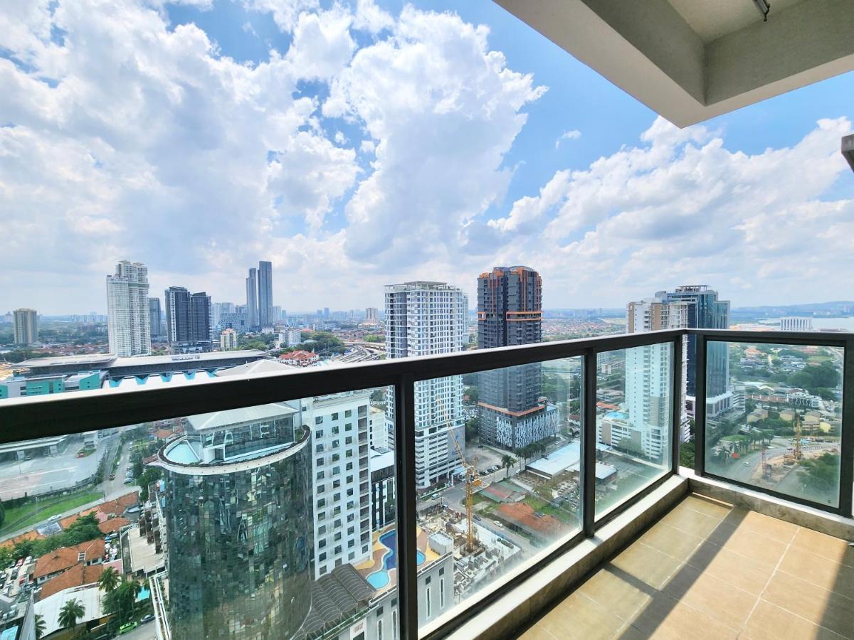 R&F Princess Cove Ciq Premium Sea & City View Suites By Neo Johor Bahru Esterno foto